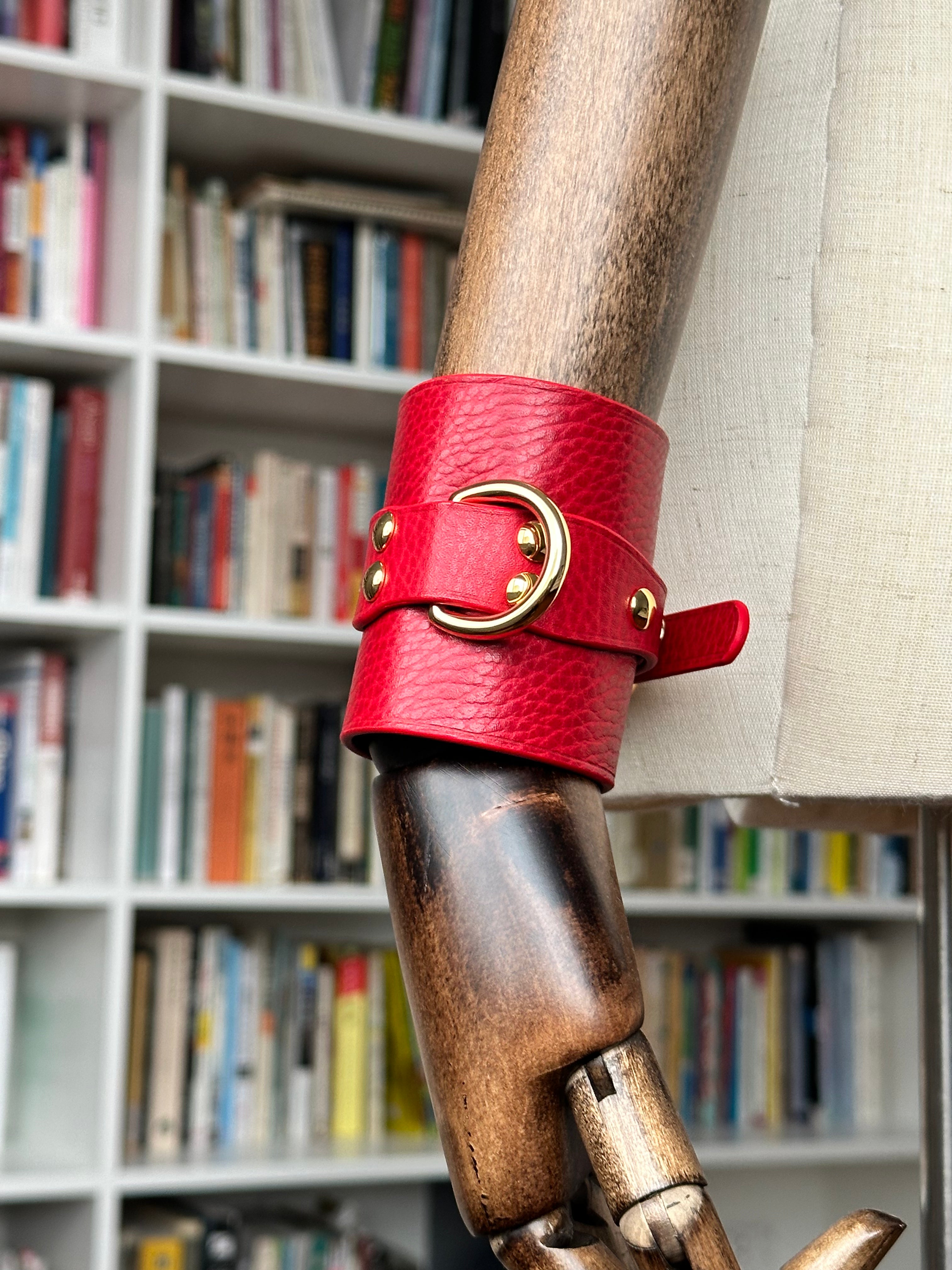 Kiro Classic Cuffs